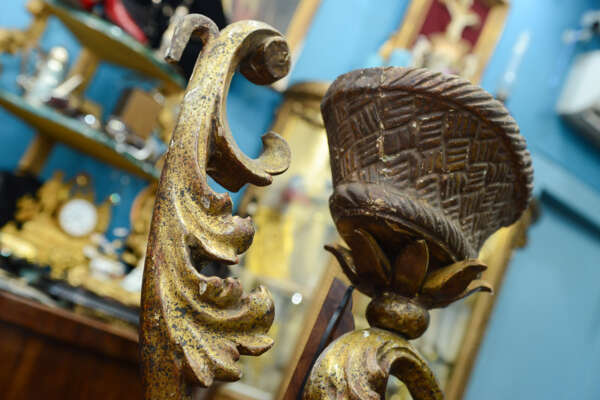 Coppia di torciere in legno - immagine 3