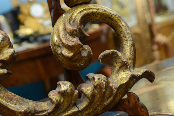 Coppia di torciere in legno - immagine 2