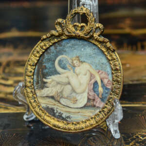 Miniatura su avorio "Leda e il Cigno"
